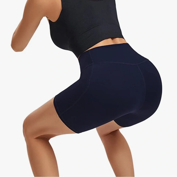 NWT! Women’s navy blue yoga sports shorts Large - Picture 3 of 4